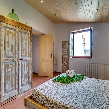 Holiday home Charming And Elegant In *