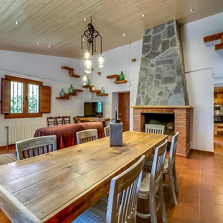 Charming And Elegant In Holiday home
