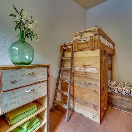 Holiday home Charming And Elegant In Palafolls